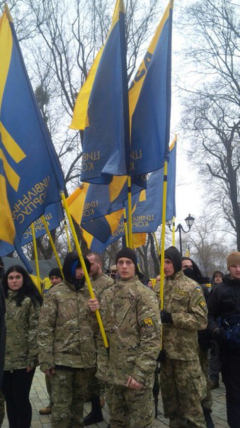 "Азовці" організували ходу на підтримку Краснова - фото 1