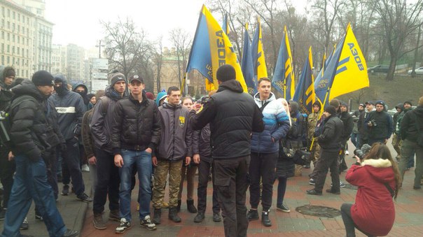 "Азовці" організували ходу на підтримку Краснова - фото 6