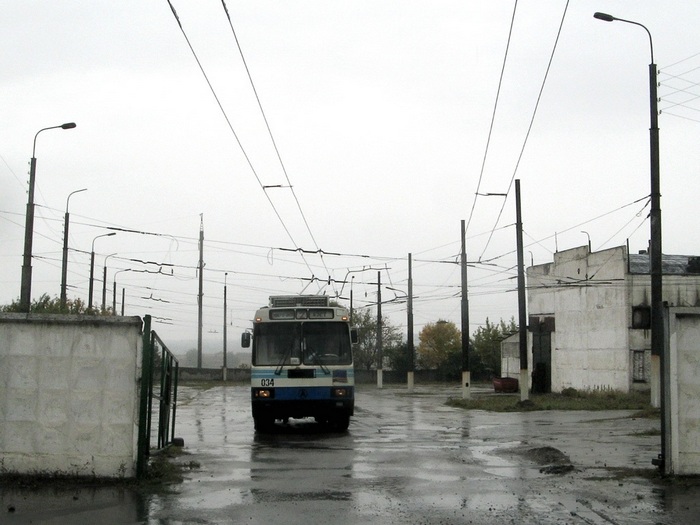 Як вимирають тролейбуси і трамваї “Новоросії”  - фото 17