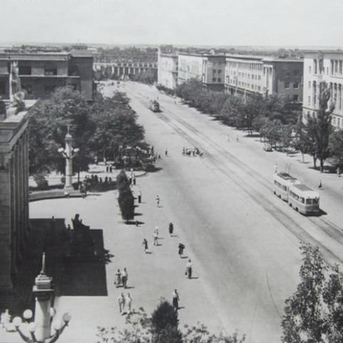 Площа без Леніна: У соцмережі з'явилися фотографії Запоріжжя до установки пам'ятника  - фото 2