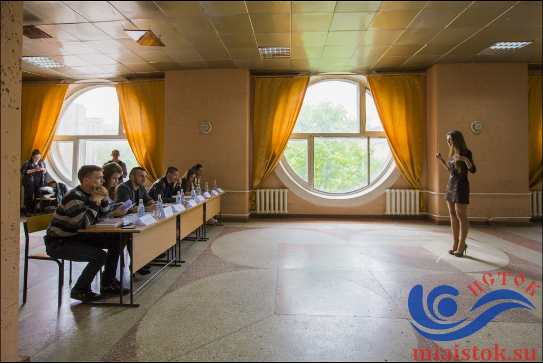 В окупованому Луганську готуються до конкурсу Міс "ЛНР": як відбувався кастінг (ФОТО) - фото 3