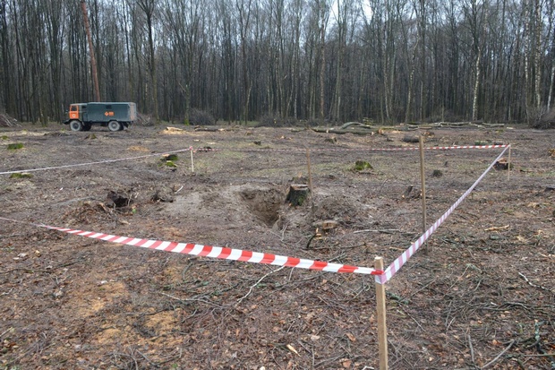 Як поблизу Львова знешкодили діючу авіабомбу - фото 1