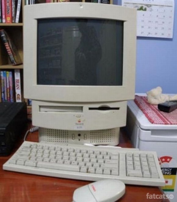 Еволюція продукції Apple: від Macintosh до iMac - фото 15