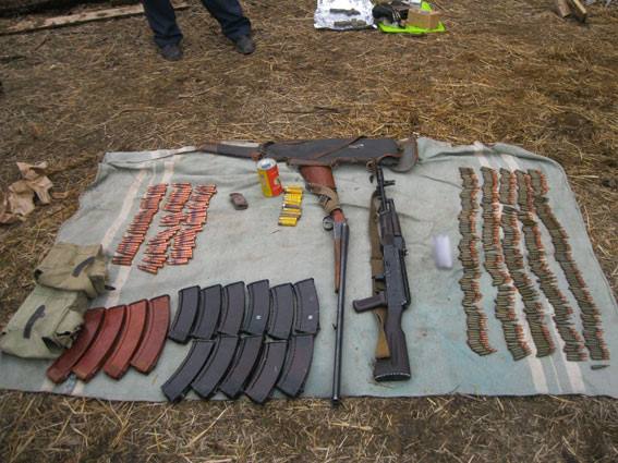 АТОшник з Чернігівщини зробив вражаючий запас зброї  - фото 2