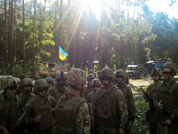 Українські десантники на відмінно справилися зі стрільбами - фото 1
