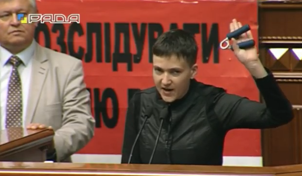 Савченко пішла проти Порошенка: Зрівняла судові зміни з гранатою - фото 2
