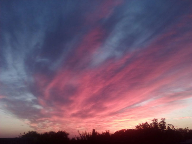 Мешканців Мелітополя вразив дивовижних захід сонця - фото 8