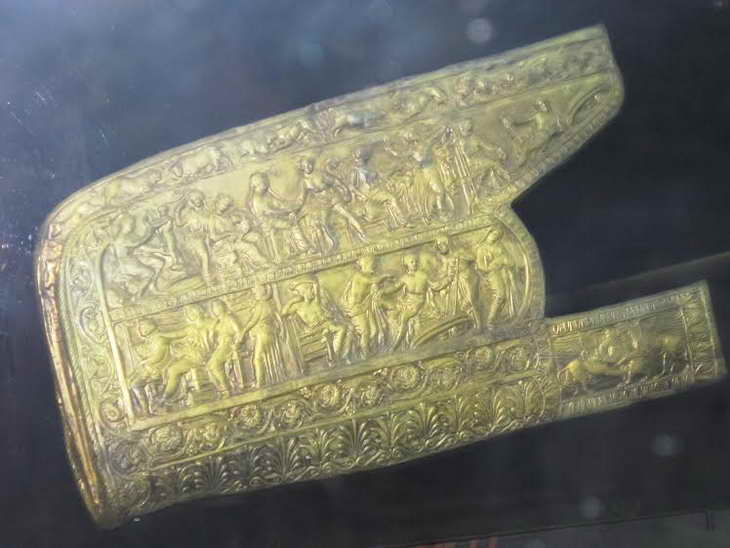 Скільки важить і коштує золота колекція Запорізького музею вам нізащо скажуть - фото 2