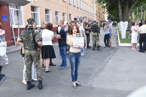 Як у Вінниці проходять зйомки фільму про події в Україні в 2014 - фото 2