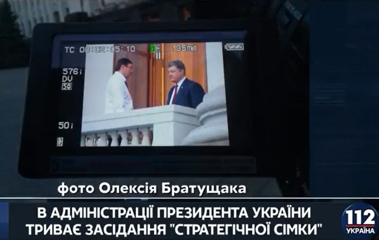 Як Порошенко і Луценко радилися на балконі - фото 1