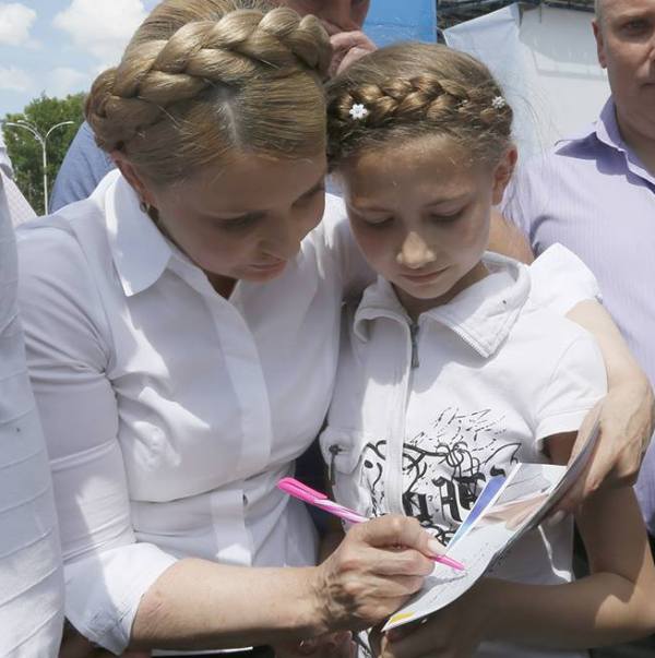 Чому розплетена коса: еволюція зачісок Тимошенко  - фото 8