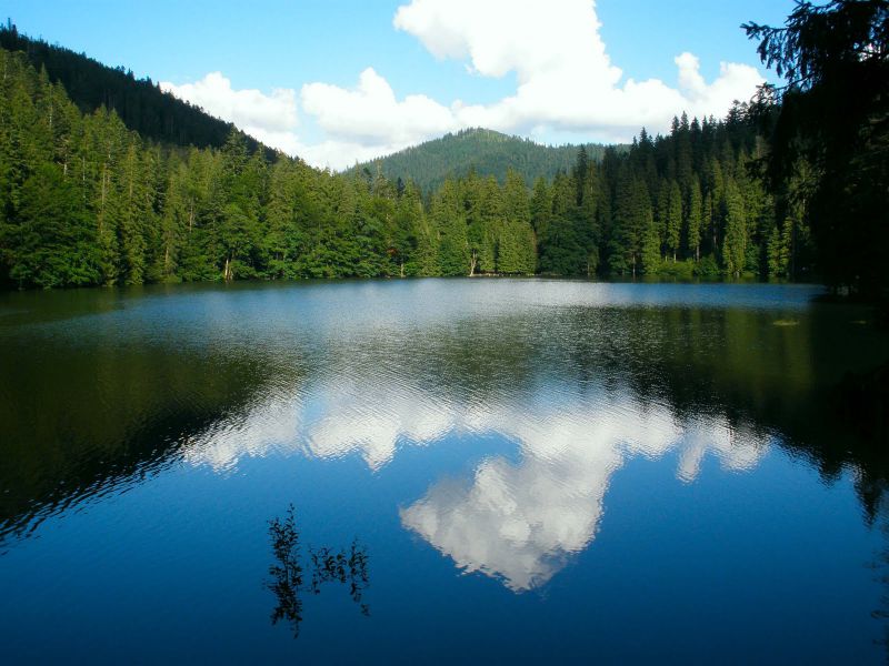 Озеро Синевір