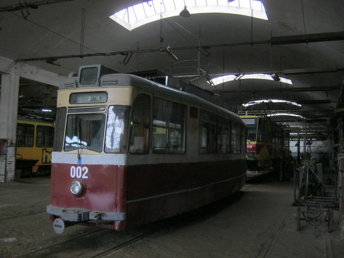 У Львові розкрадають раритетний трамвай - фото 1