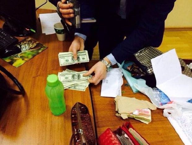 Ректорка університету на Запоріжжі намагалася дати хабар заступнику міністра - фото 2