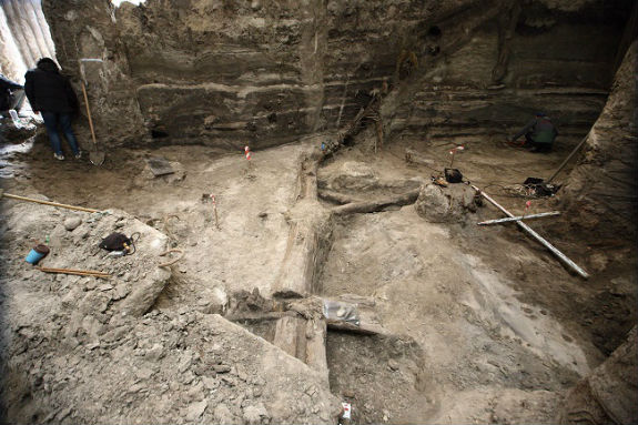 Розкопки на Поштовій площі у Києві: археологи показали неймовірні знахідки - фото 8