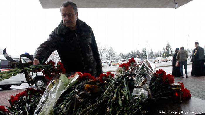 У Ростові оголошено траур за загиблими в катастрофі "Боїнга" - фото 2