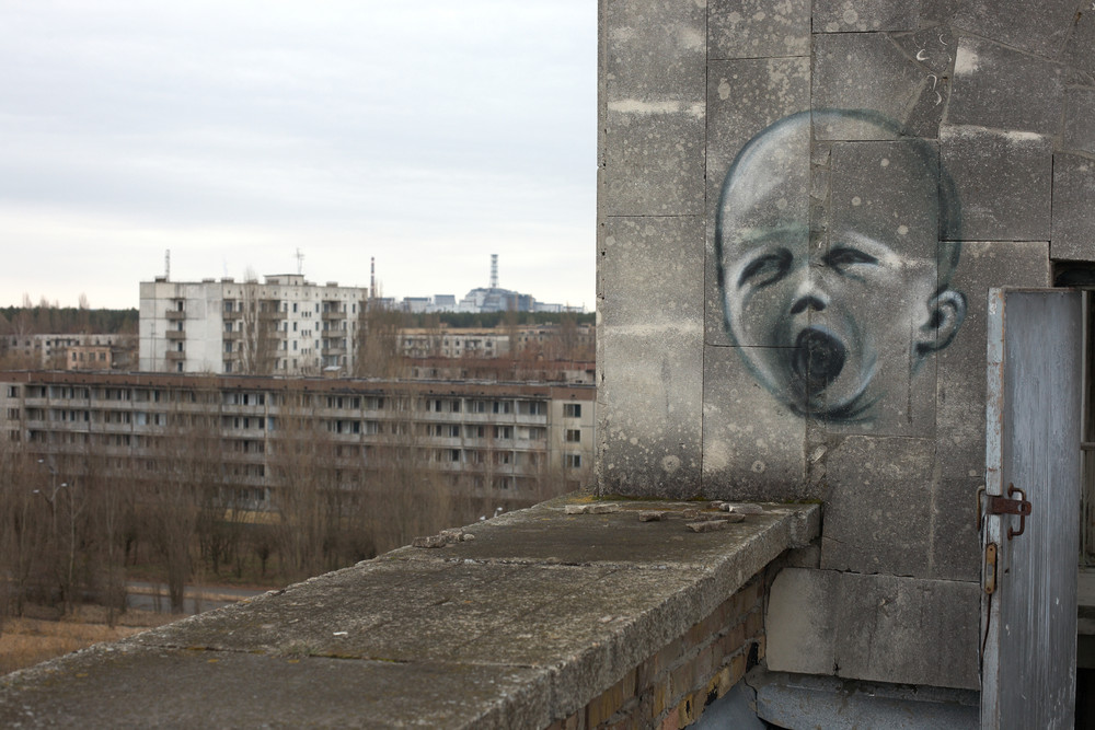 У Чорнобилі з'явився страхітливий мурал  - фото 1