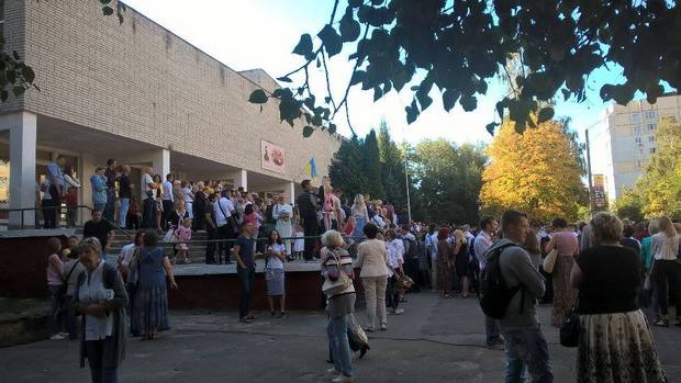 Будні "російської" школи в "бандерівському" Львові (ВІДЕО, ФОТО) - фото 1 Будні "російської" школи в "бандерівському" Львові (ВІДЕО, ФОТО) - фото 1
