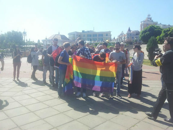 Гей-парад у Києві завершився (ФОТО) - фото 1
