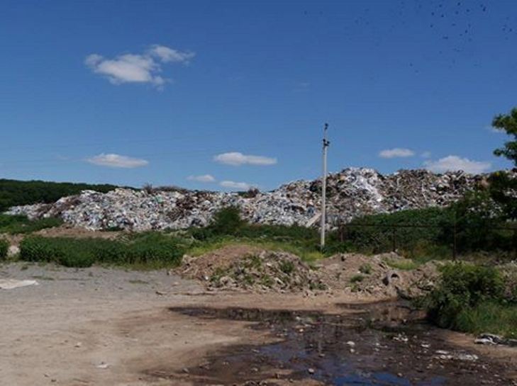 На Ужгородщині терміново обстежили сміттєзвалище - фото 3