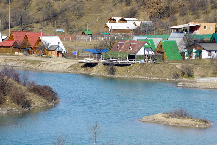 Путешествия по Украине: Топ-10 самых интересных сел в Карпатах - фото 6