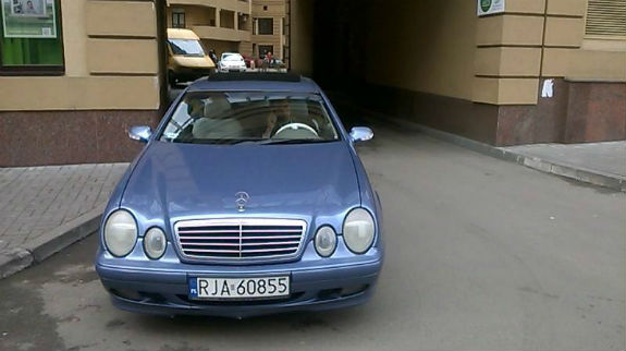 У Києві водій з Польщі став переможцем конкурсу "Паркуюсь, як дегенерат" - фото 1
