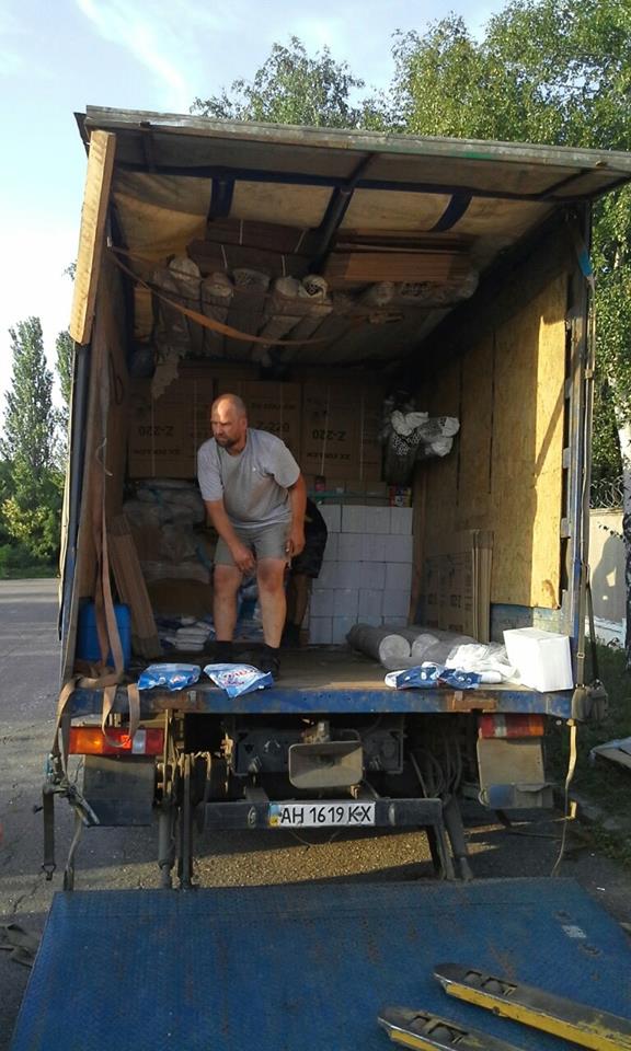 Тука виклав фотозвіт як він ловить контрабандистів на Луганщині (ФОТО) - фото 2