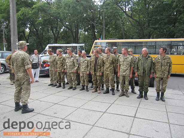 В Одесу повернулися бійці окремого 18 батальону з-під Маріуполя - фото 1