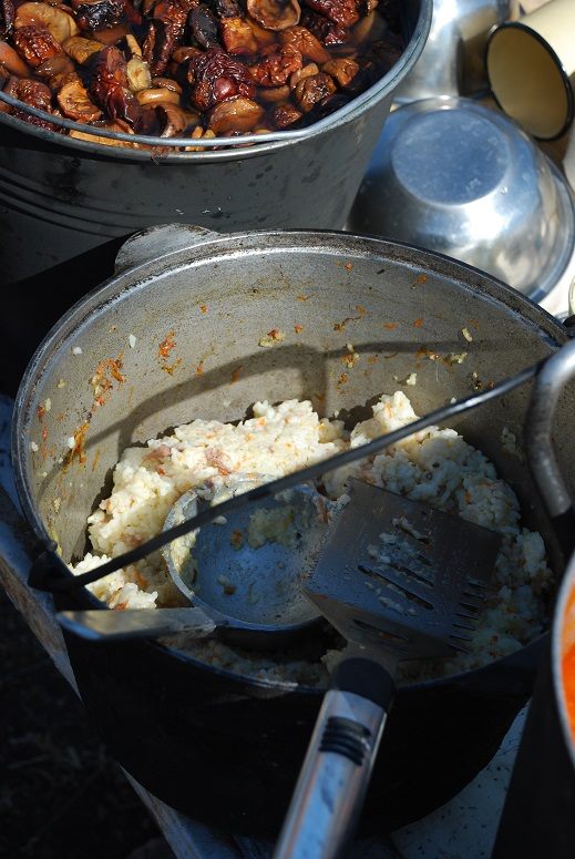ТОП-7 страв: Як виглядає обід і вечеря бійців 128 Мукачівської бригади - фото 9