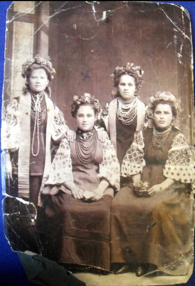 Як одягалися українські модниці 100 років тому - фото 3