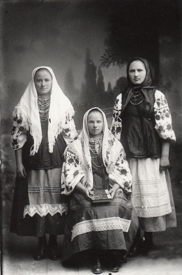 Як одягалися українські модниці 100 років тому - фото 7