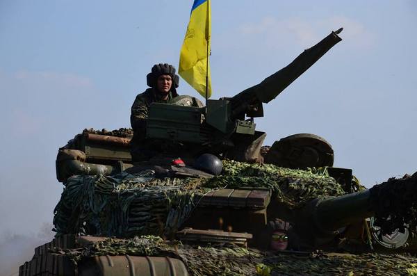 60 українських танків виведені від лінії розмежування (ФОТОРЕПОРТАЖ) - фото 4