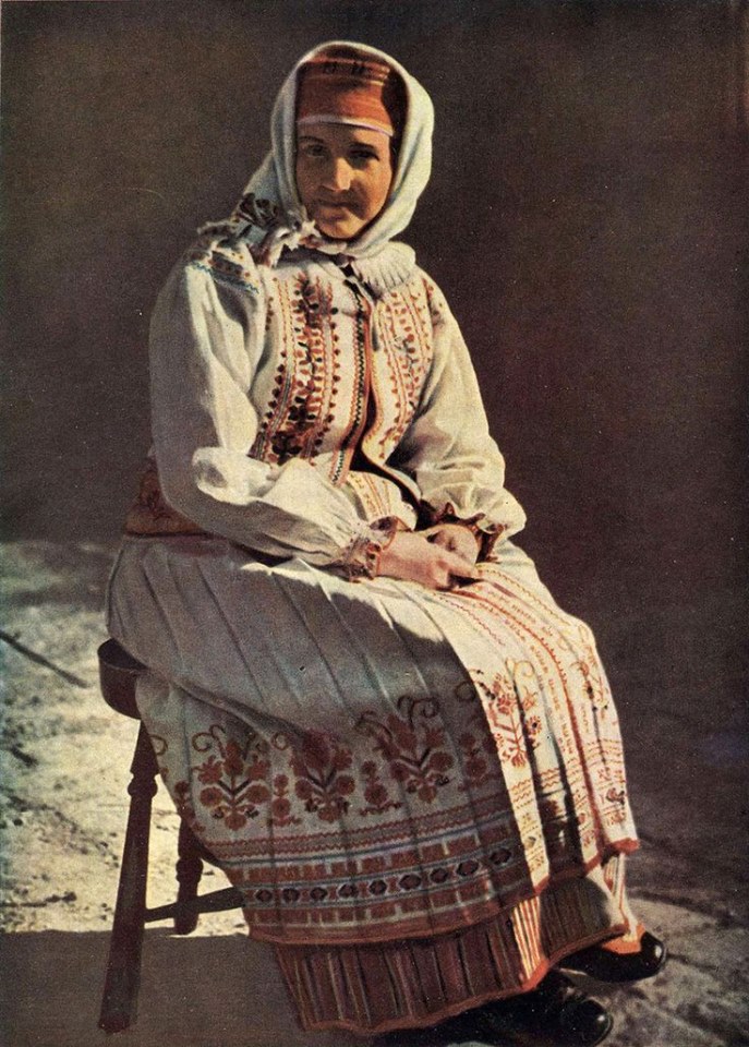 Як одягалися українські модниці 100 років тому - фото 10