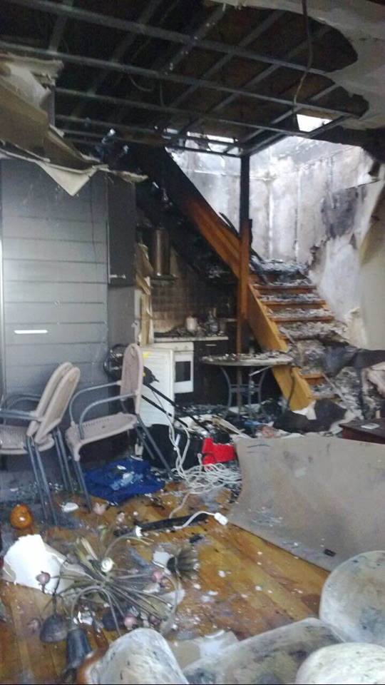 Екс-"регіонал" Олійник звинуватив Порошенка у підпалі будинку свого сина - фото 2