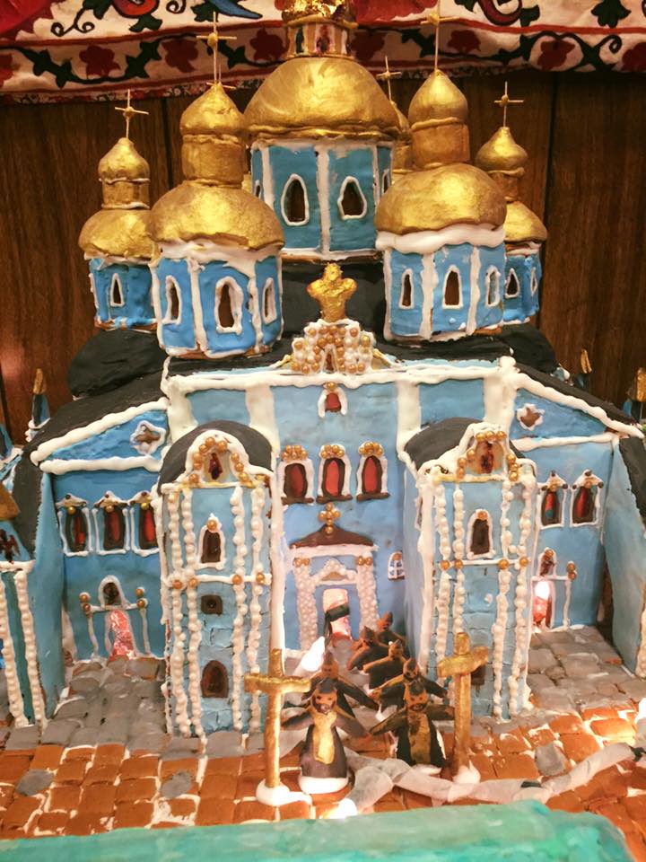 Дружина американського дипломата зробила Михайлівський собор з печива - фото 4