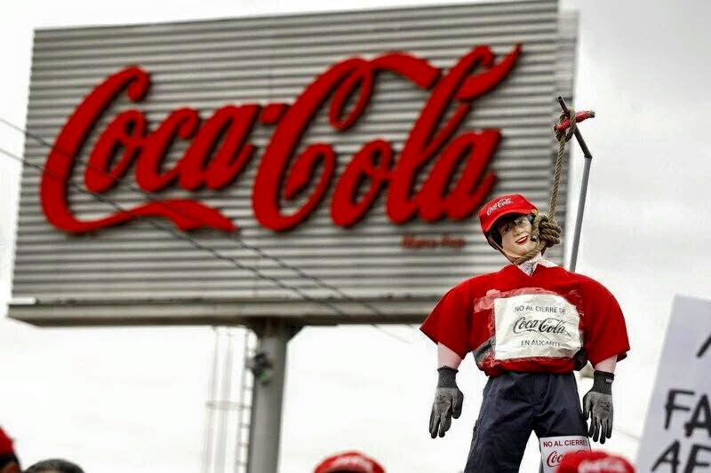 Українці продовжують стібатися з Coca Cola, яка не знає, чий Крим (ФОТОЖАБИ) - фото 10