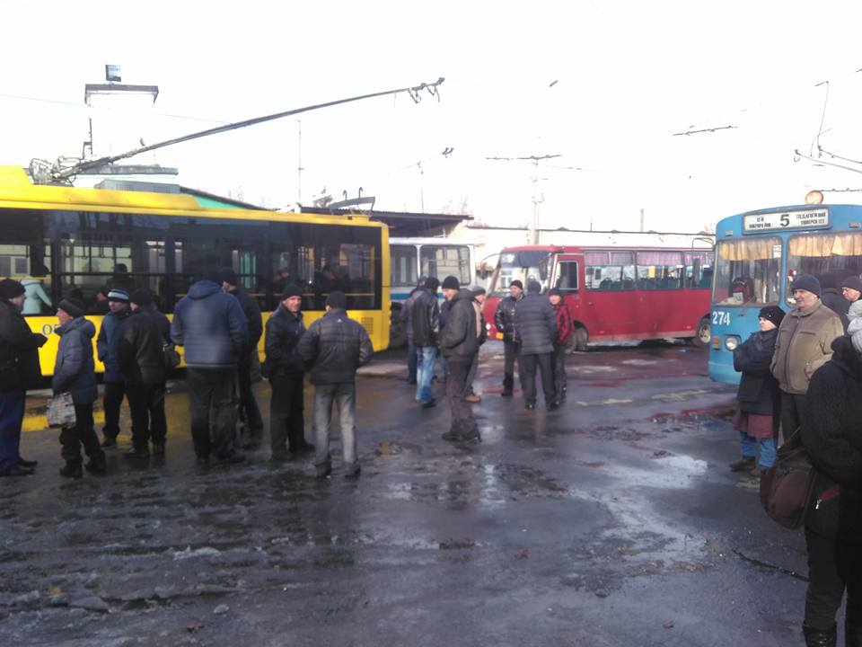 У Лисенка вже пообіцяли два мільйони сумським тролейбусникам, які паралізували місто - фото 1