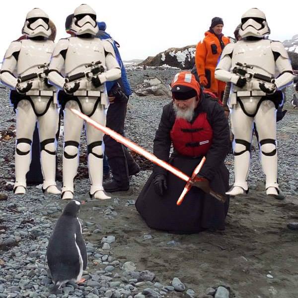 Як Гундяєв пінгвінів в Антарктиді хрестив (ФОТОЖАБИ) - фото 15