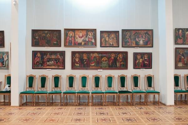 Вінницьких художник "переплюнув" Ющенка в колекціонуванні ікон - фото 8