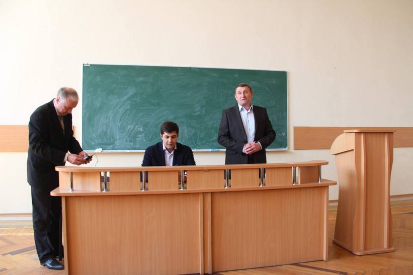 Сакварелідзе розповів вінницьким студентам про потоки, офшори та "реваншистів" - фото 3