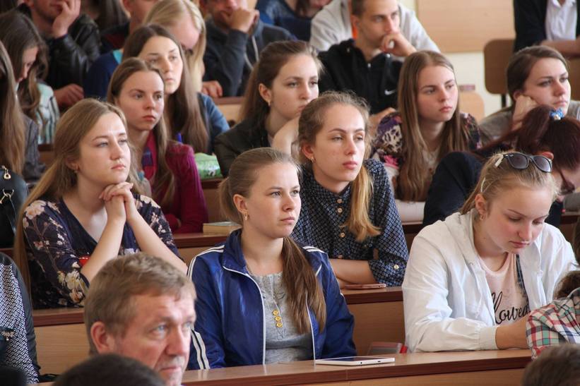 Сакварелідзе розповів вінницьким студентам про потоки, офшори та "реваншистів" - фото 5