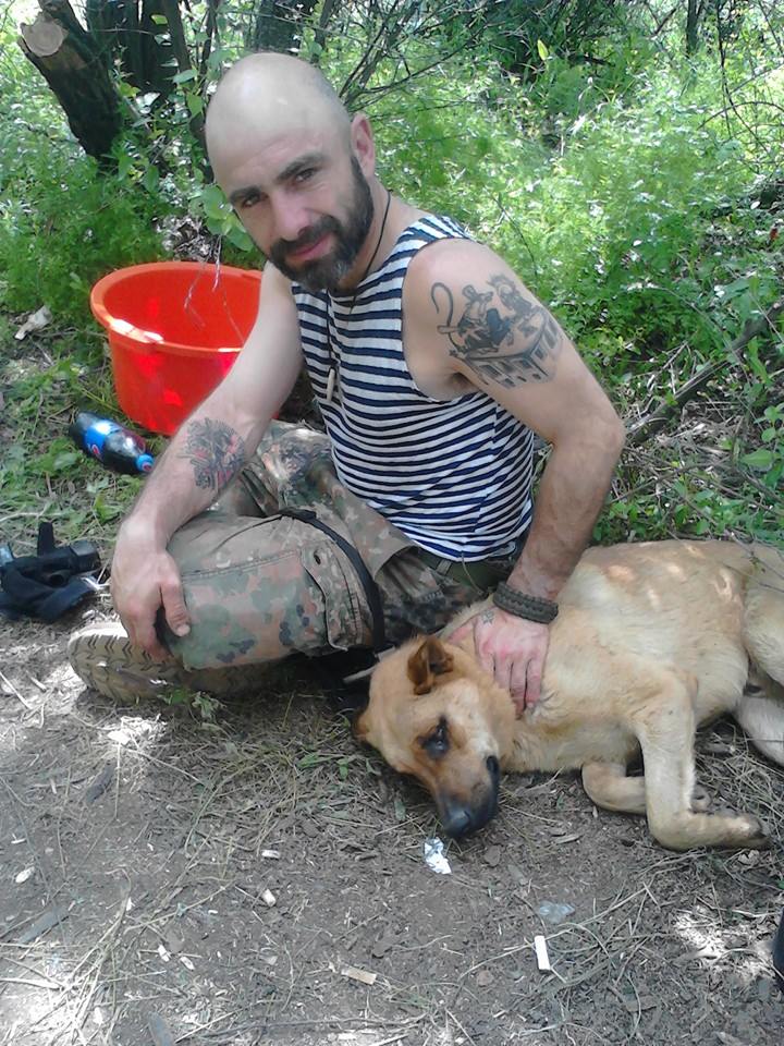 Чим займаються на Донбасі найкращі друзі бійців АТО-4 - фото 2
