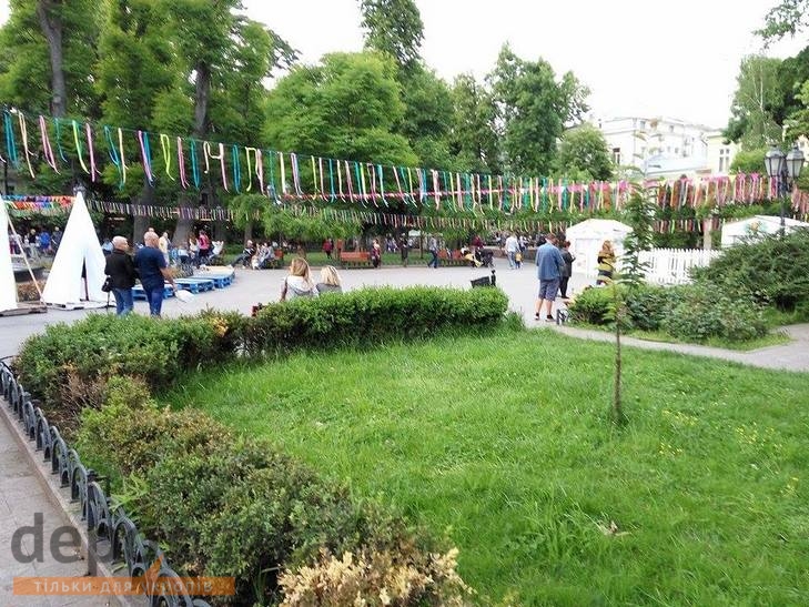 В Одесі проходить родинне благодійне свято "День захисту дітей" - фото 4