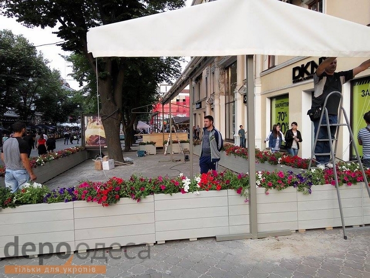 Головну вулицю Одеси знову починають "захоплювати" ресторатори - фото 1