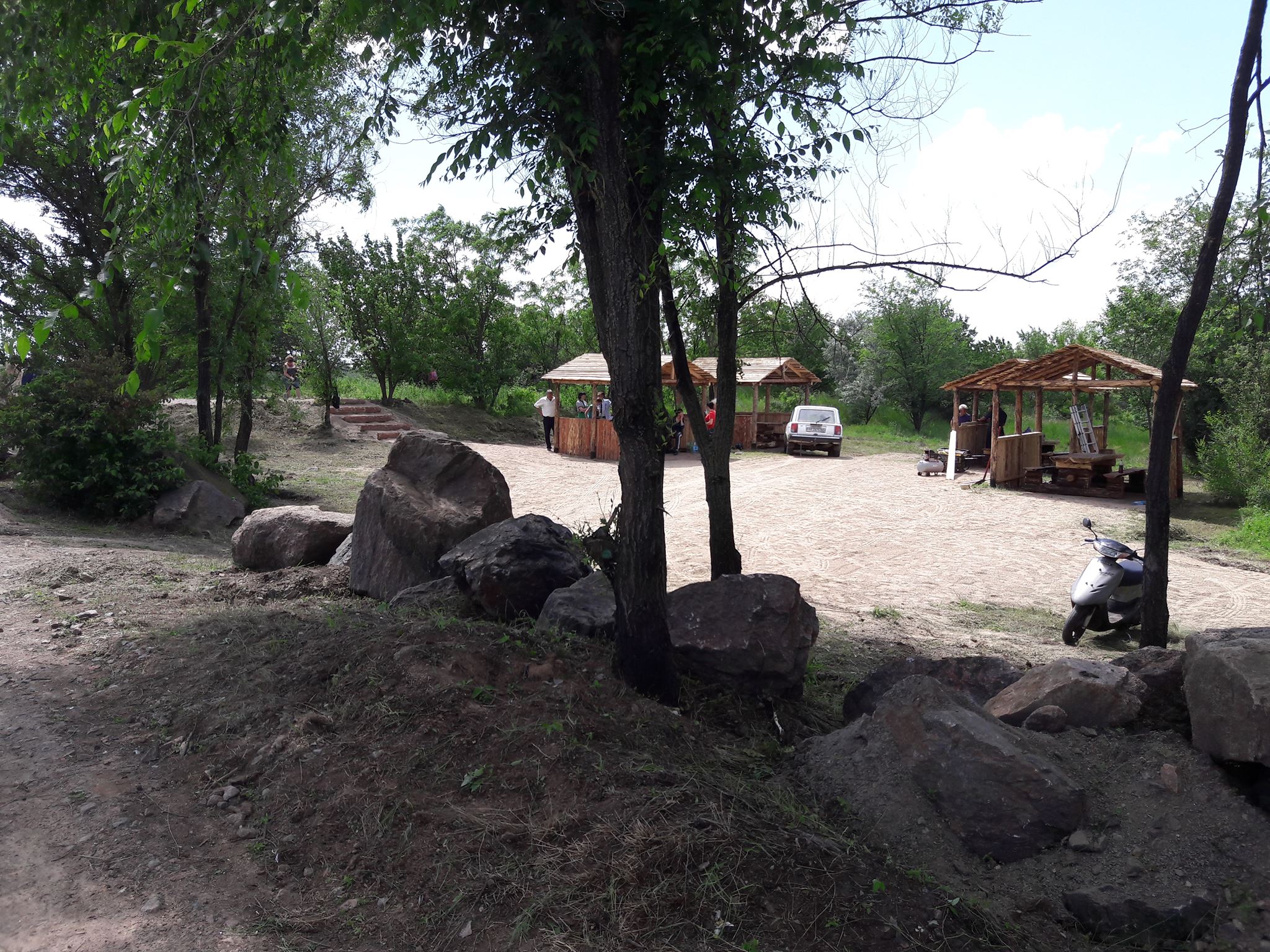 На Миколаївщині біля родонового озера збудували оглядовий майданчик - фото 4