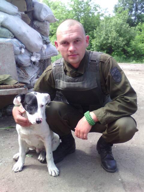 Чим займаються на Донбасі найкращі друзі бійців АТО-4 - фото 11