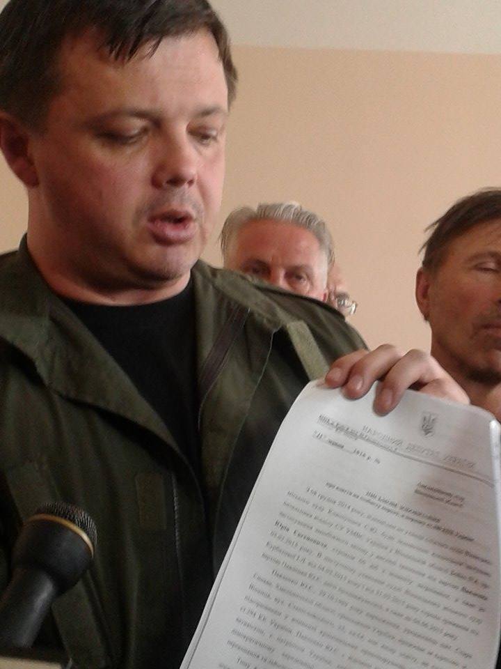 Вінницький суд не дав Хорта на поруки нардепу Семенченку - фото 1