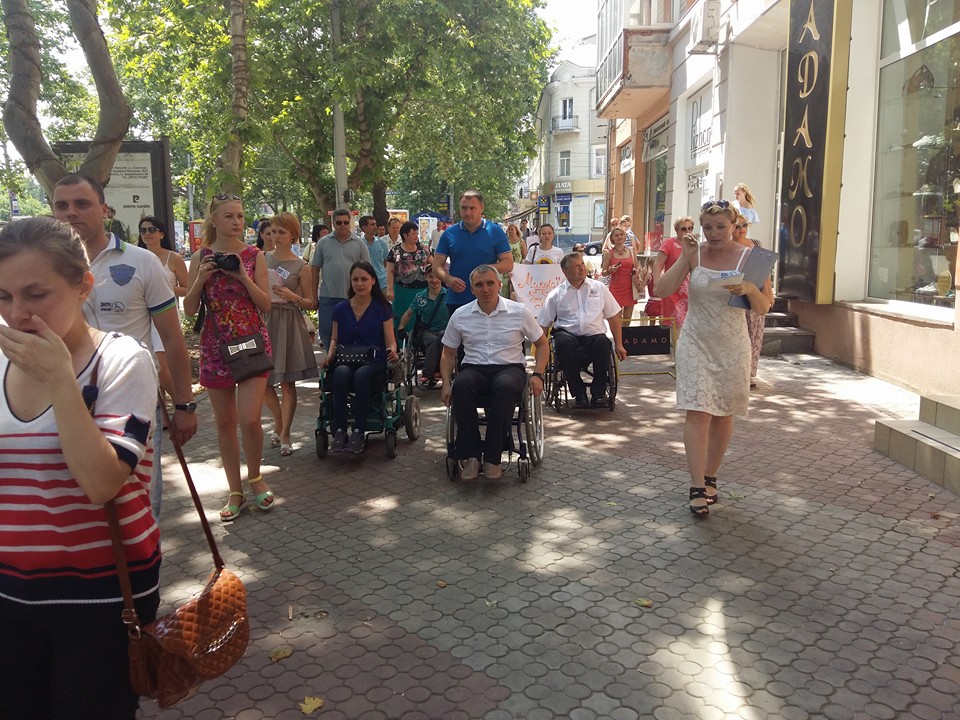 Мера Миколаєва посадили в інвалідний візок - фото 4