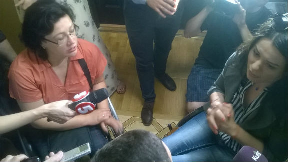 Як інваліди на візках заблокували мера Кличка у кулуарах Київради - фото 2