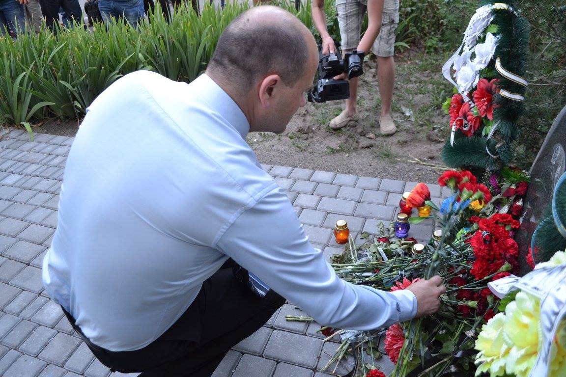 У Миколаєві вшанували пам'ять загиблих під Зеленопіллям  - фото 1